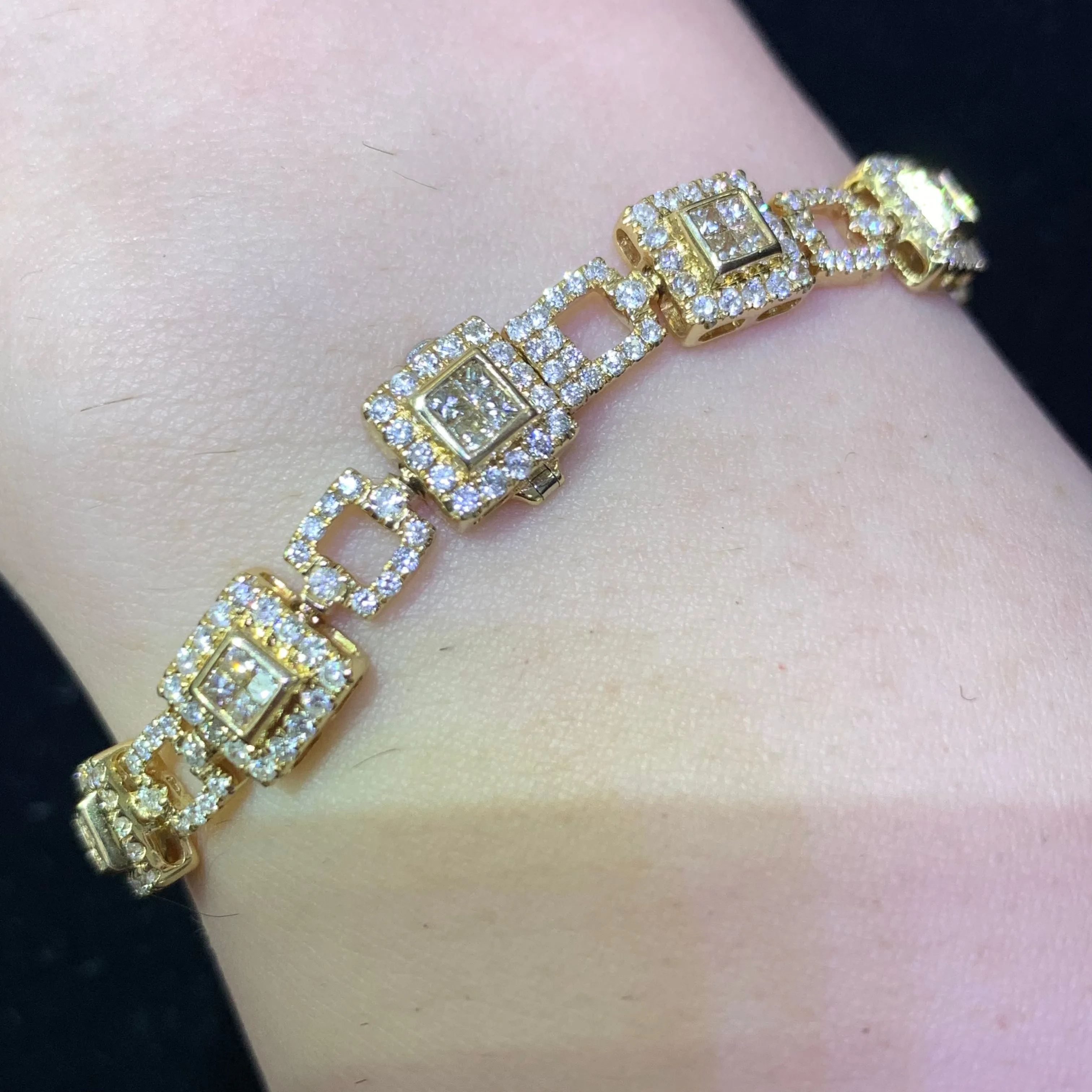 14k Gold Fancy Squares Diamond Bracelet (princesscut diamonds, choose gold color)